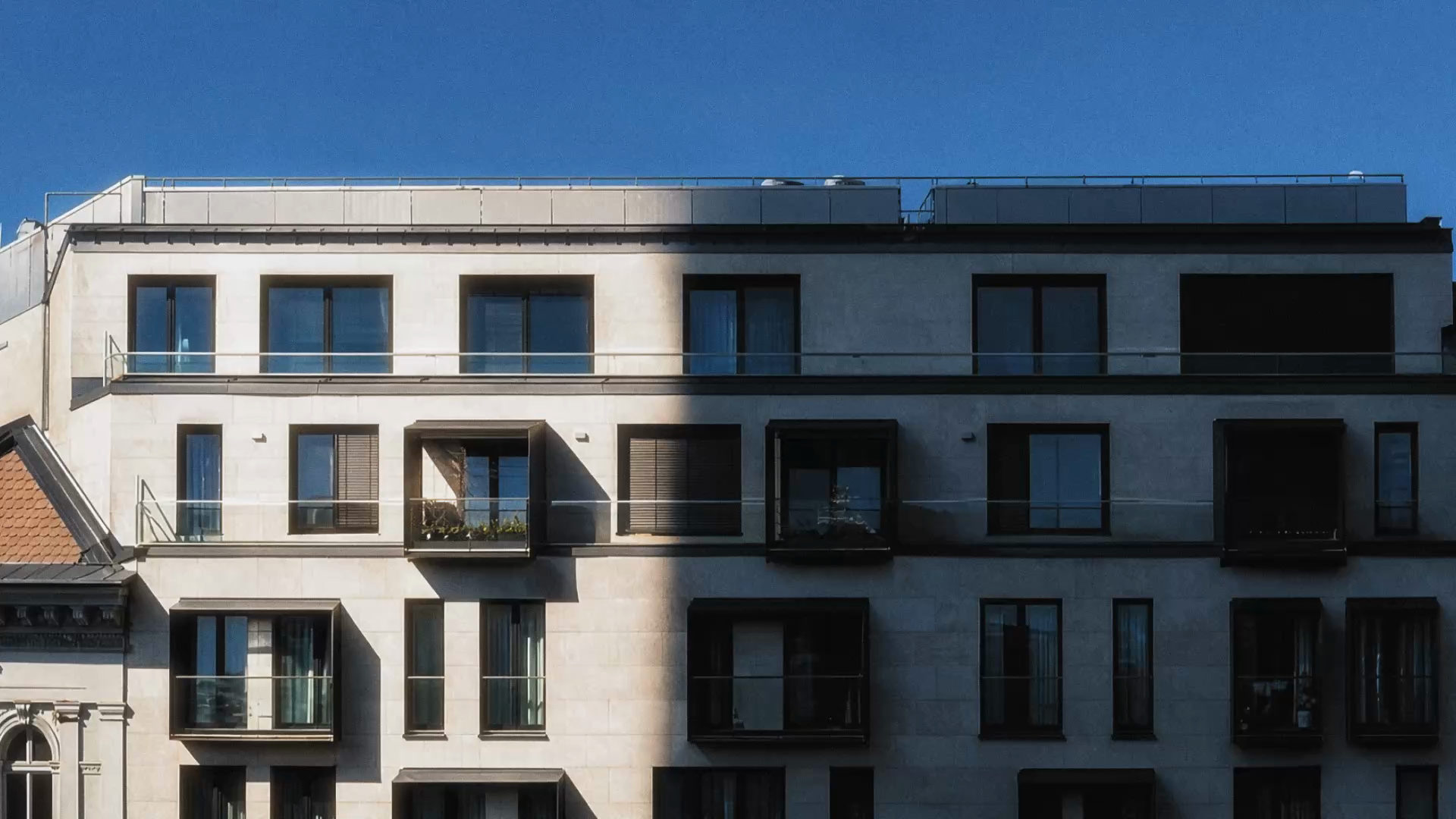 Exceptional Private Residence – nearly 200 sqm Penthouse with Panoramic Views and Two Expansive Terraces