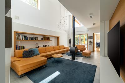 Contemporary Hillside Residence with Panoramic Green Views in Testvérhegy, Budapest III