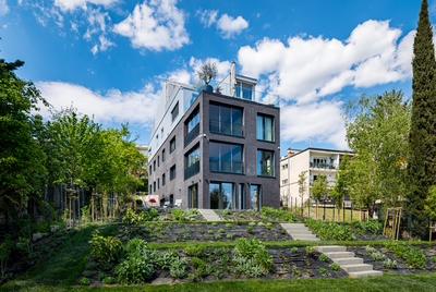 Refined Elegance with Panoramic Views of Buda