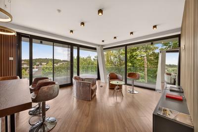 Contemporary Elegance in an Exclusive Hillside Penthouse on Istenhegy